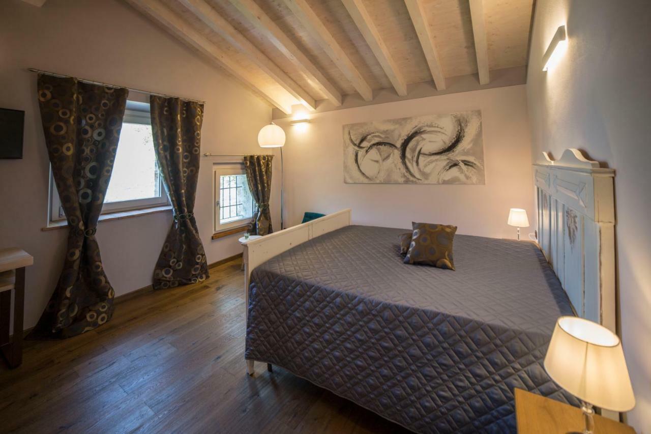Agriturismo Casarai Zone Eksteriør bilde